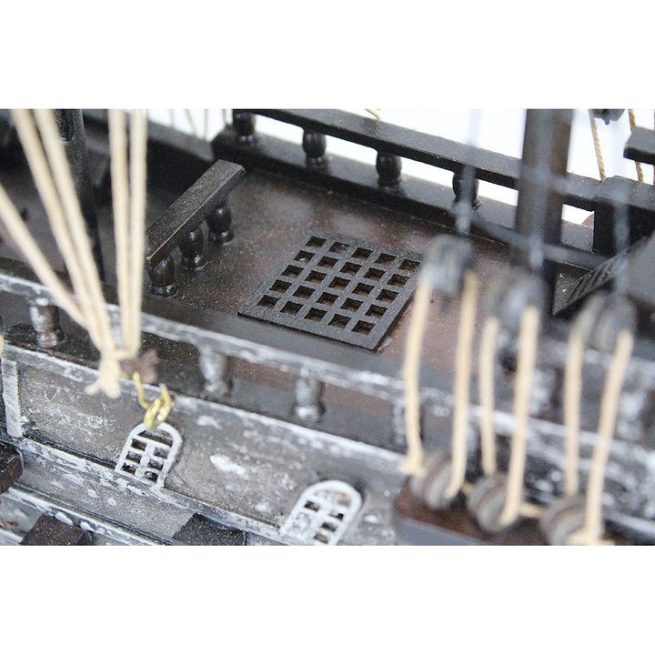 Piratenschiff Modell "Antique Skull"