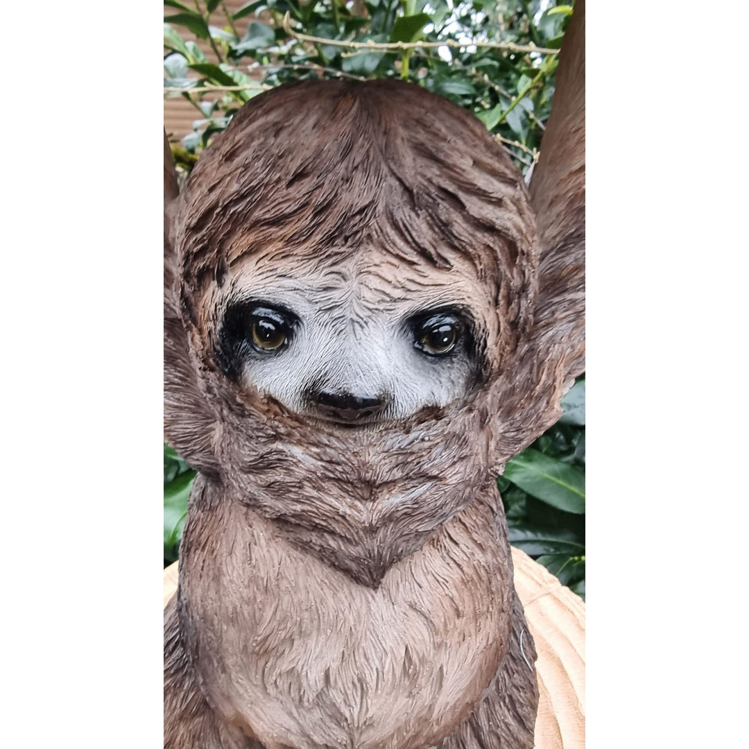 Beistelltisch / Nachttisch Faultier Tami mit runder Tischplatte in Holzoptik – 35,5 cm