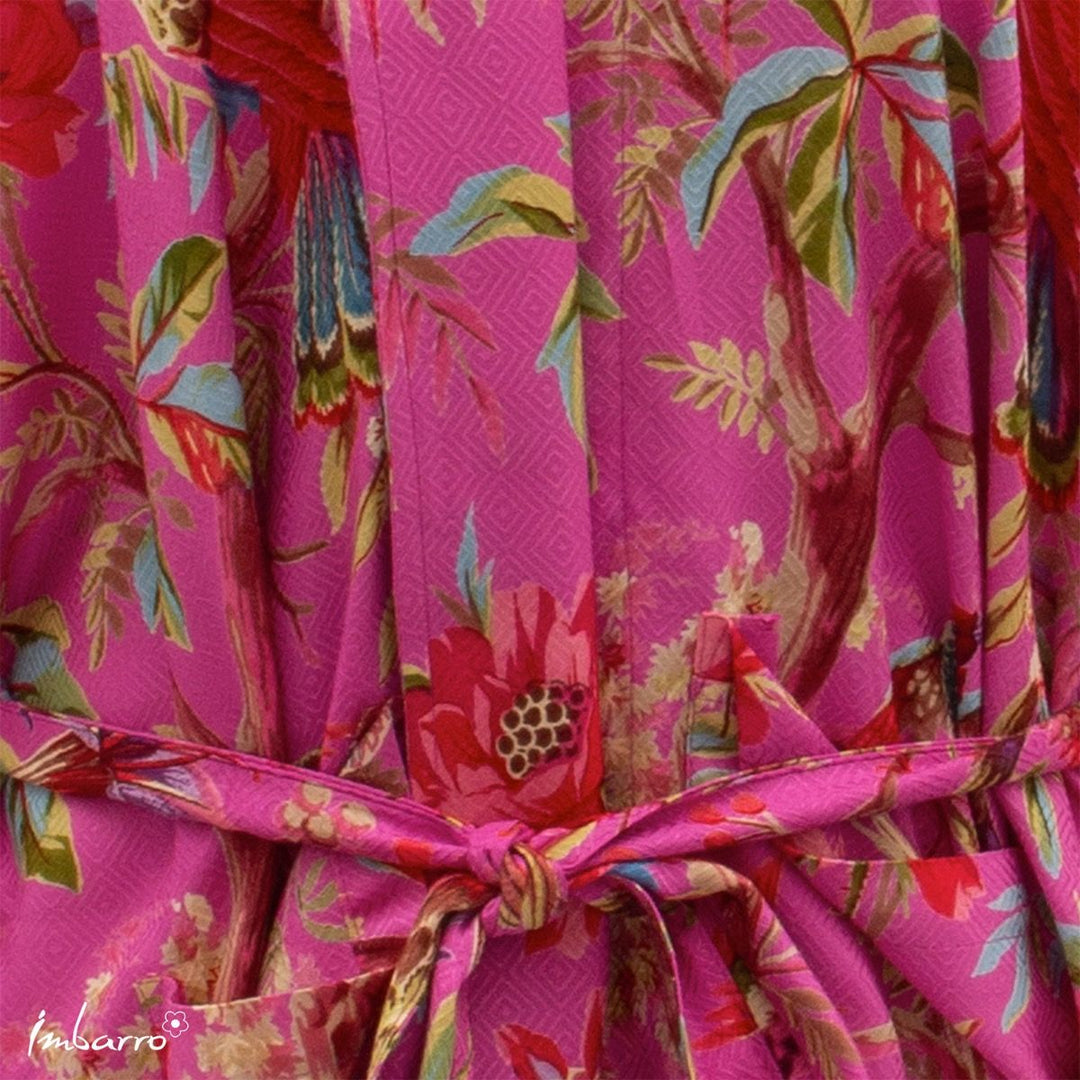 Kimono Lila – Tier Kimono mit floralem Muster aus Viskose