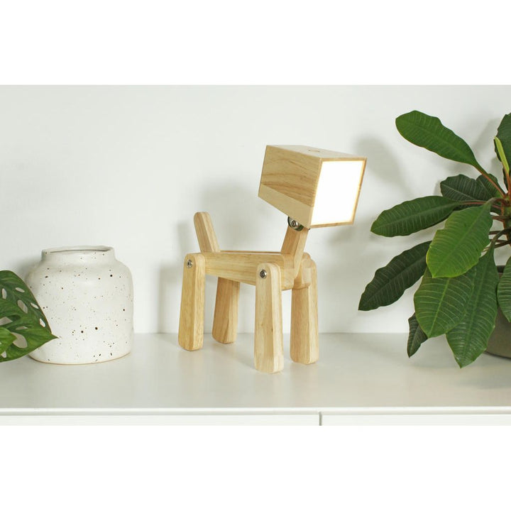 Tischleuchte Hund Charlie – moderne Holzlampe mit Akku, Touchfunktion und flexiblem Design