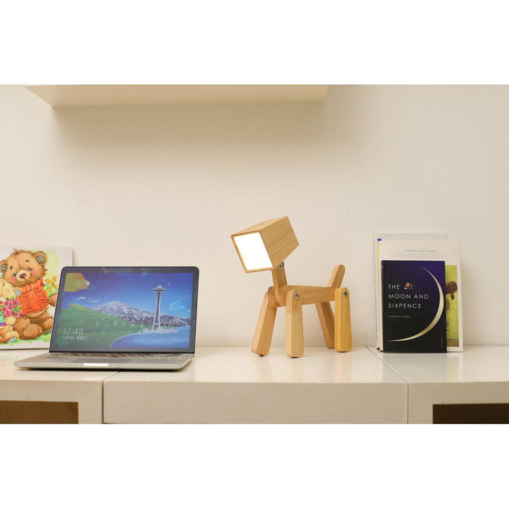 Tischleuchte Hund Charlie – moderne Holzlampe mit Akku, Touchfunktion und flexiblem Design