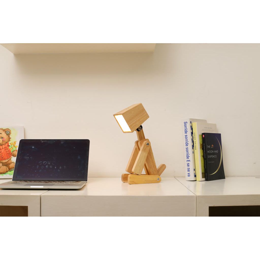 Tischleuchte Hund Charlie – moderne Holzlampe mit Akku, Touchfunktion und flexiblem Design