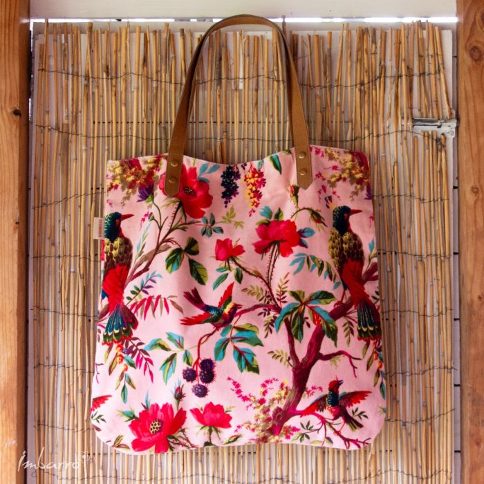 Shopper Tasche Paradise – elegante Samttasche mit floralem Design in Rosa