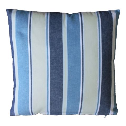 Maritimes Kissen Leuchtturm aus Baumwolle mit Polyester Füllung, 40 × 40 cm
