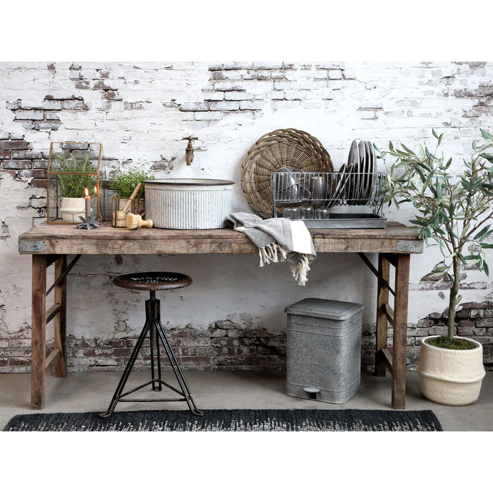 Skandinavischer alter Holztisch aus Recyclingholz Luxurelle Nordic Patina