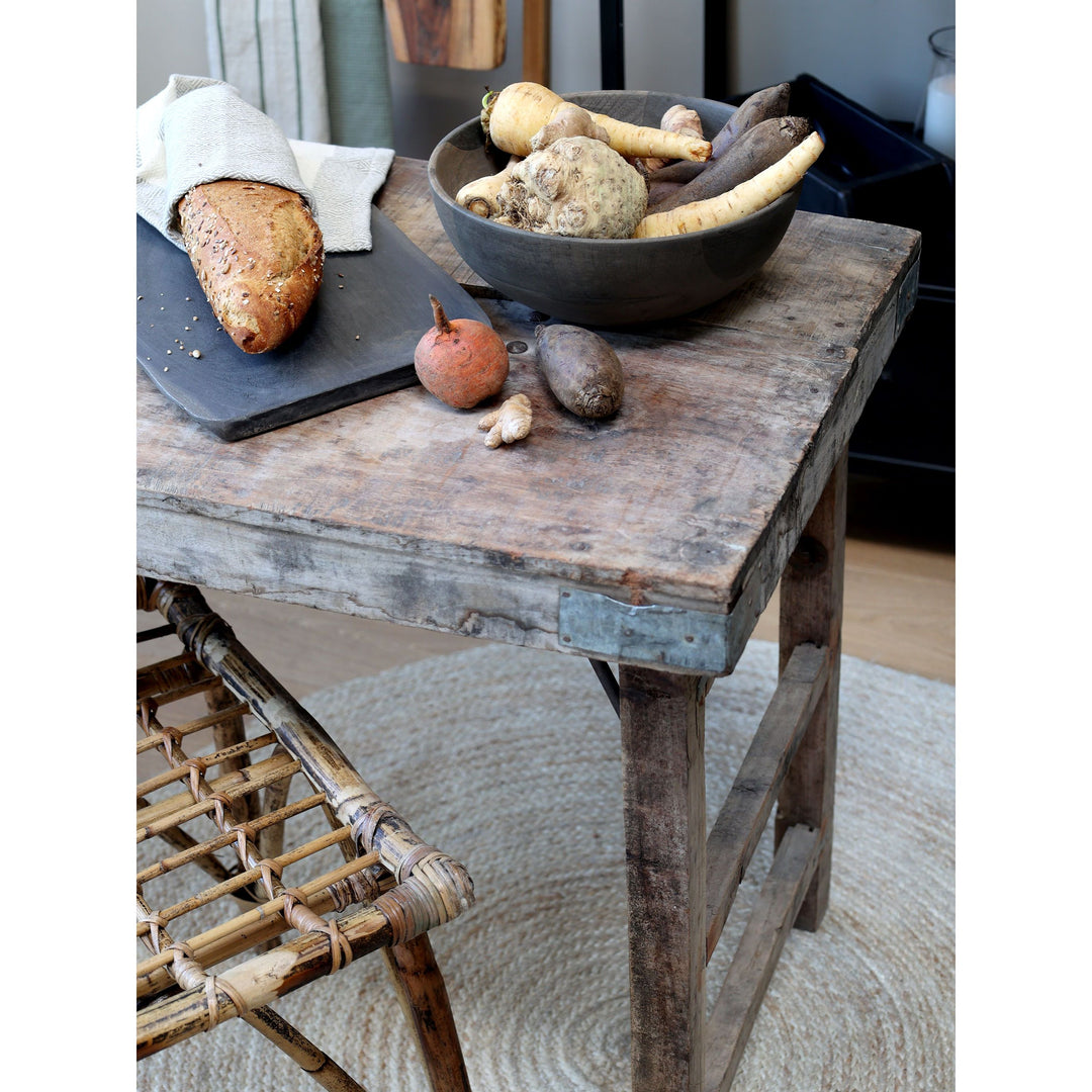 Skandinavischer alter Holztisch aus Recyclingholz Luxurelle Nordic Patina