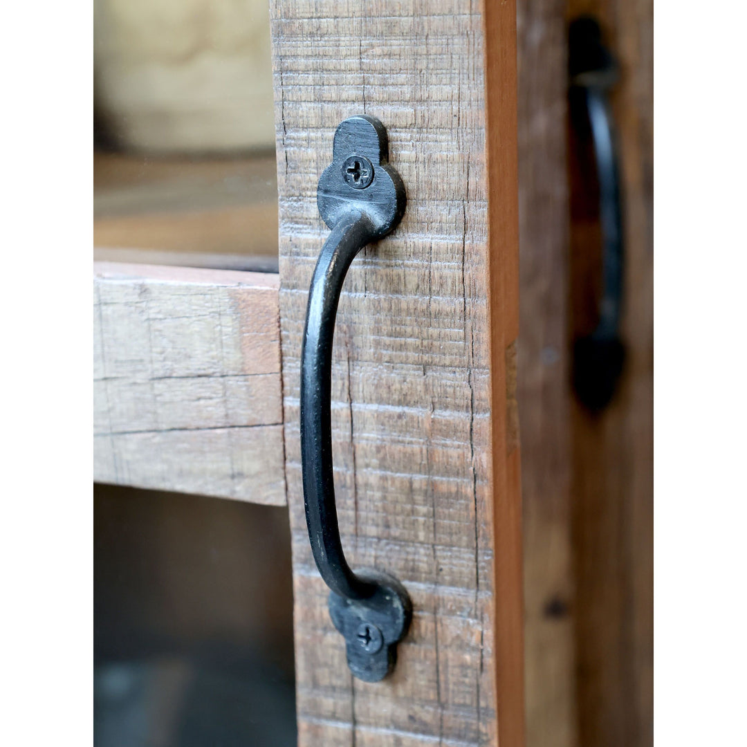 Schrank aus Recyclingholz – Luxurelle Nordic Patina