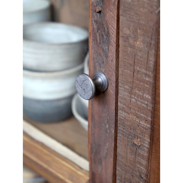 Skandinavische Vitrine aus Recyclingholz – Luxurelle Nordic Patina