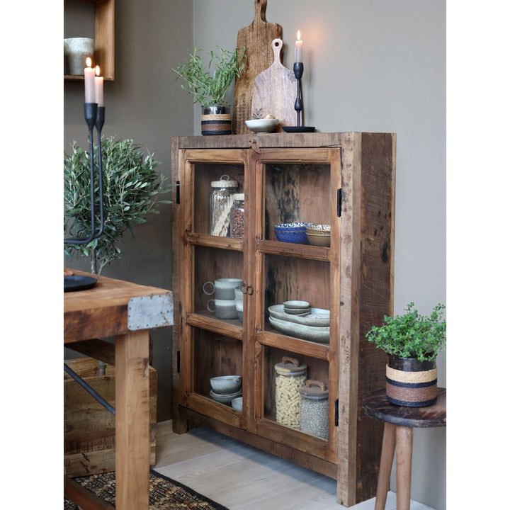Skandinavischer Vitrinen Schrank aus Recyclingholz – Luxurelle Nordic Patina