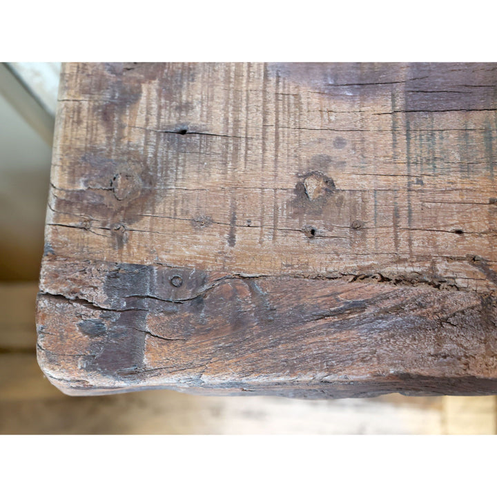 Skandinavischer Anrichtetisch aus Recyclingholz – Luxurelle Nordic Patina