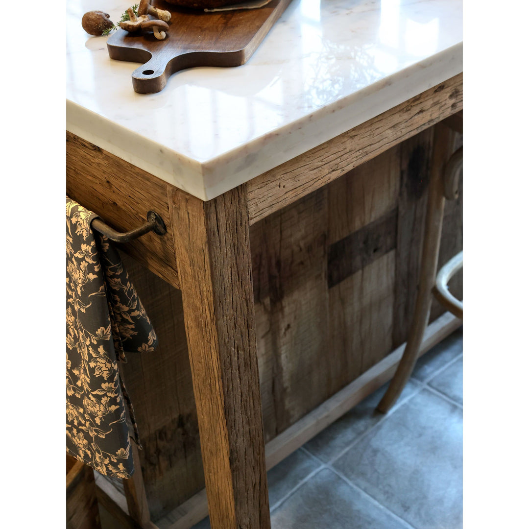Skandinavischer Anrichtetisch mit Marmorplatte aus Recyclingholz – Luxurelle Nordic Patina