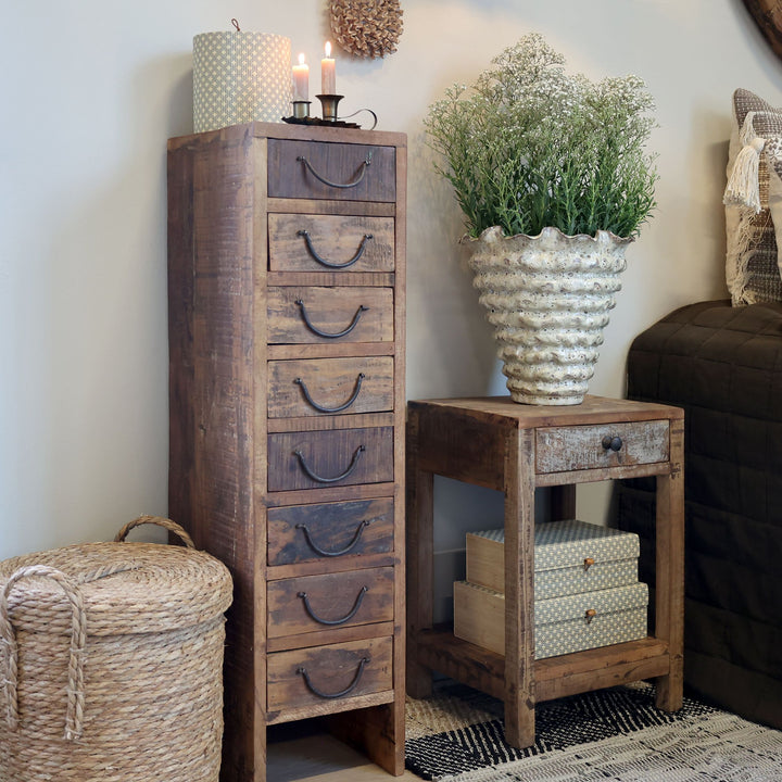 Skandinavische Kommode mit 8 Schubladen aus Recyclingholz – Luxurelle Nordic Patina