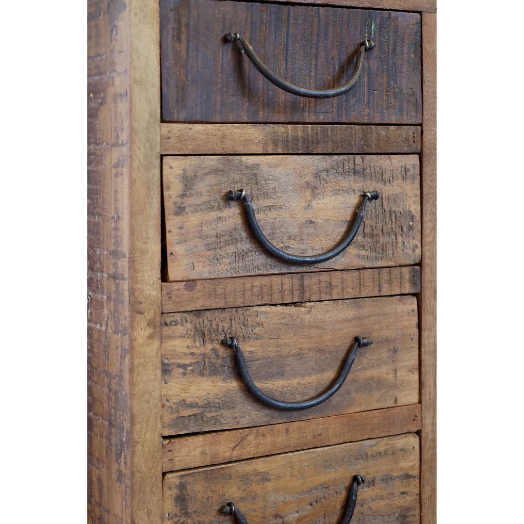 Skandinavische Kommode mit 8 Schubladen aus Recyclingholz – Luxurelle Nordic Patina