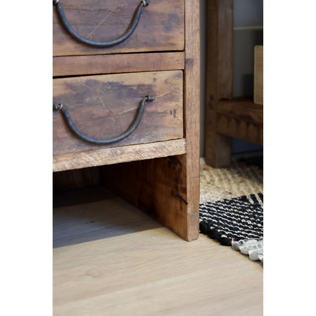Skandinavische Kommode mit 8 Schubladen aus Recyclingholz – Luxurelle Nordic Patina