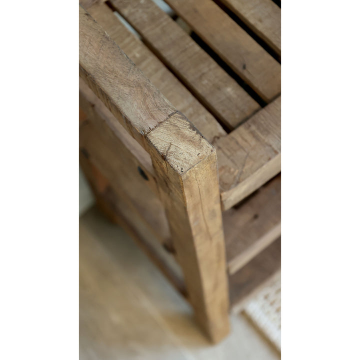 Skandinavisches Regal mit 3 Ablageböden aus Recyclingholz – Luxurelle Nordic Patina