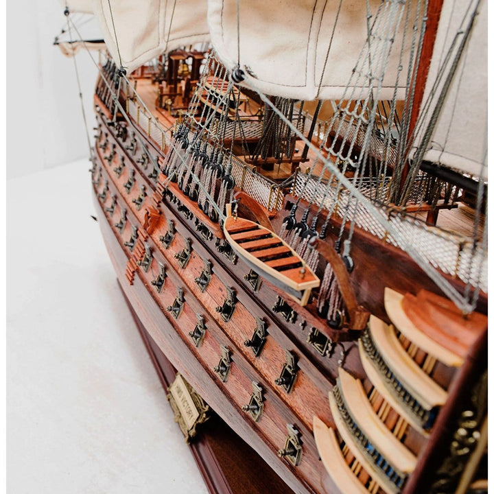 Modellschiff "H.M.S. Victory"