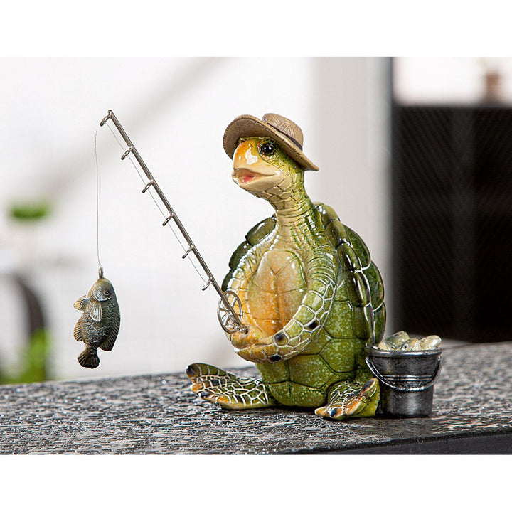 Dekofigur Schildkröte beim Angeln