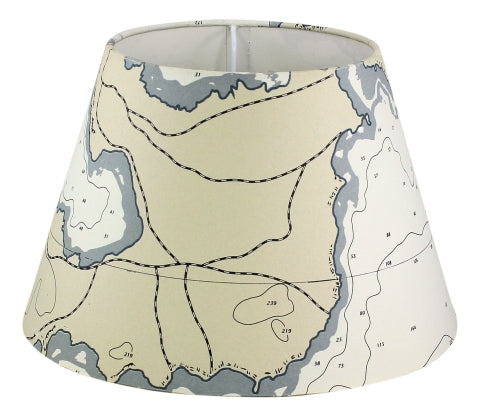 Lampe Poller mit Steuerrad – maritime Tischlampe aus Messing und Holz
