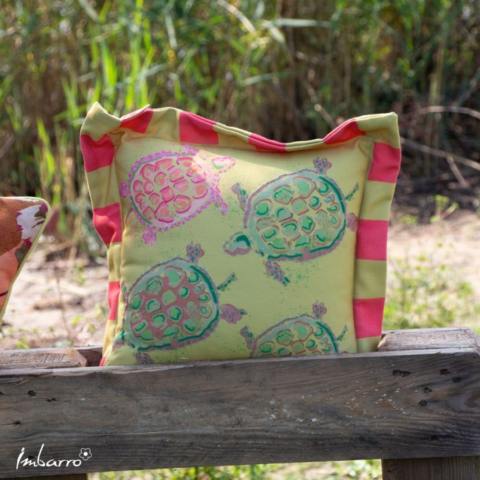 Kissen Turtles – nachhaltiges Outdoor Kissen mit Schildkröten Design aus recyceltem Material
