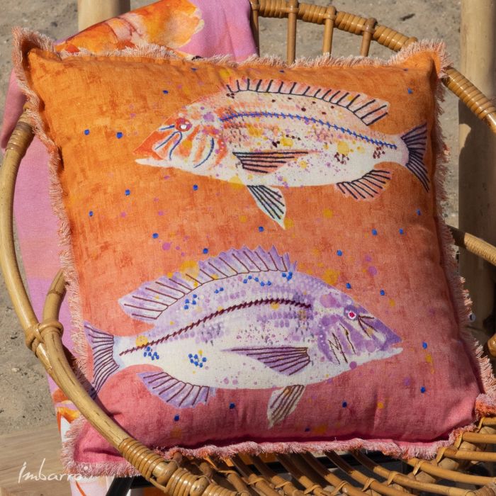 Kissen Coral Fish – dekoratives Baumwollkissen mit maritimem Fisch Design und Fransenrand