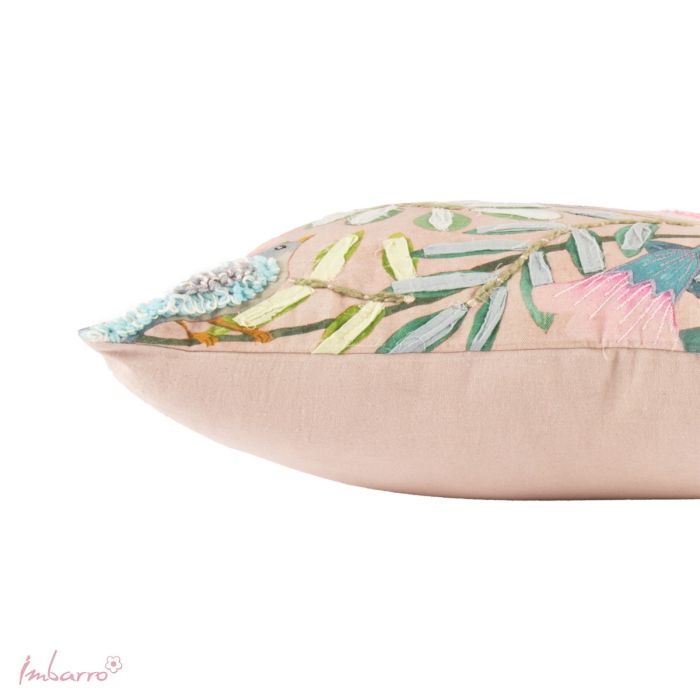 Kissen Vivid – romantisches Baumwollkissen mit Vogelmotiv und floraler Stickerei