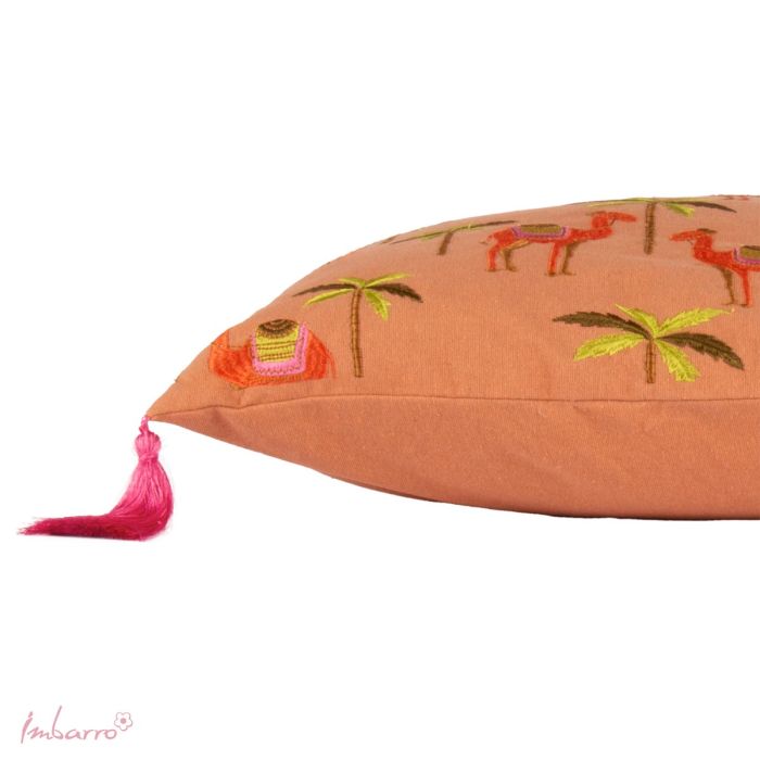 Kissen Camel Oasis – dekoratives Baumwollkissen mit orientalischem Kamel Design