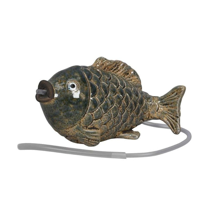 Wasserspeier Fisch – dekorativer Gartenbrunnen aus Steinzeug in Blau