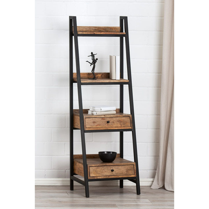 Regal Libri aus Metall in Braun und Naturfarben