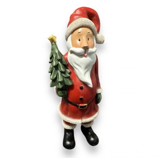 Weihnachtsmann mit Tannenbaum, dekorative Weihnachtsfigur aus Kunstharz, 20 cm