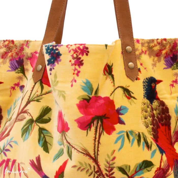 Shopper Tasche Honey – elegante Samttasche mit floralem Vogelmotiv in Gelb