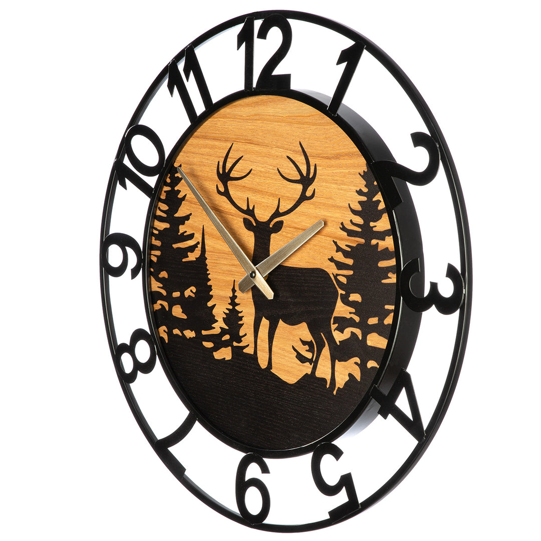 Wanduhr Waldesruh – dekorative Wanduhr mit Hirschmotiv in Natur und Schwarz
