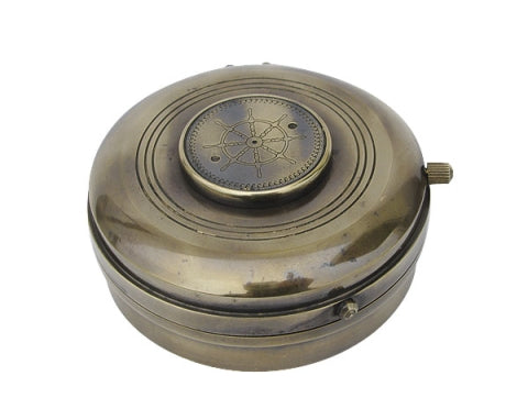 Kompass mit Uhr – antikes Messing Instrument im maritimen Vintage Stil