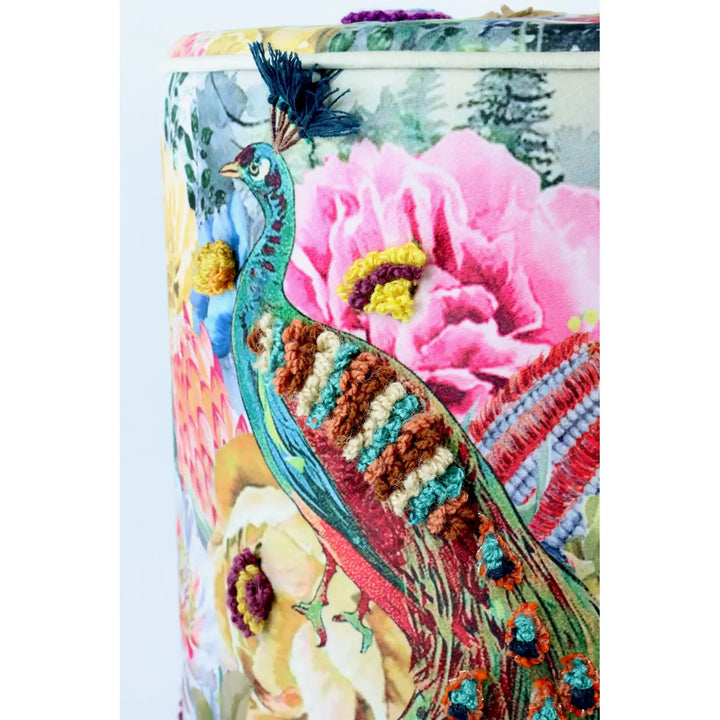Pouf Peacock Ø 40 x 45 cm Samtpouf mit Pfauenmotiv