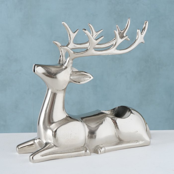 Flaschenträger Madus – dekorativer Flaschenhalter in liegender Hirschform aus Aluminium in Silber