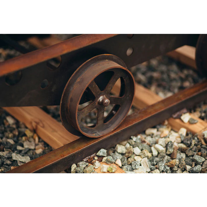 Bergbau-Lore mit Gleis