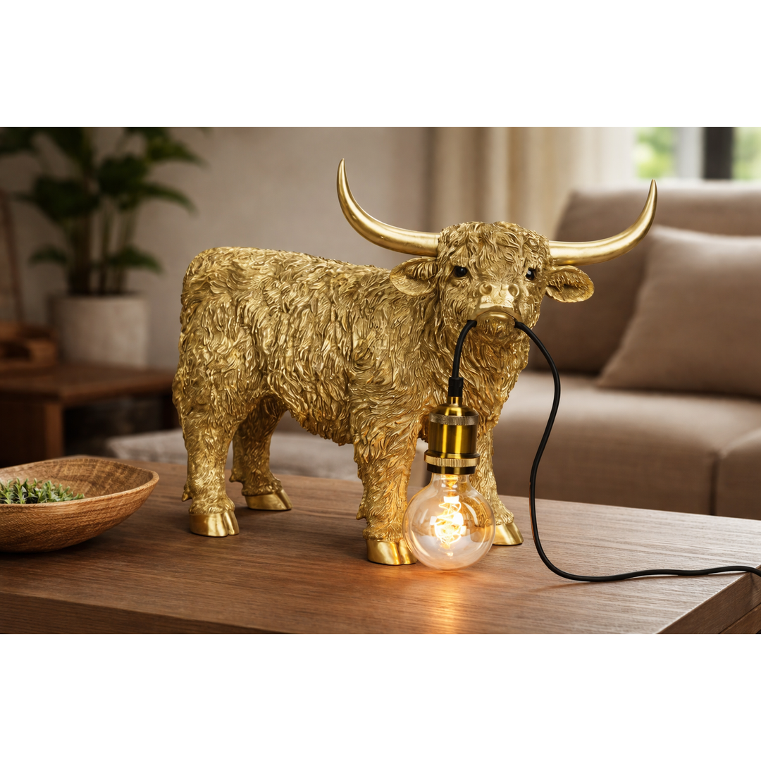 Lampe Highland Rind – dekorative Tischlampe aus Polyresin in Gold