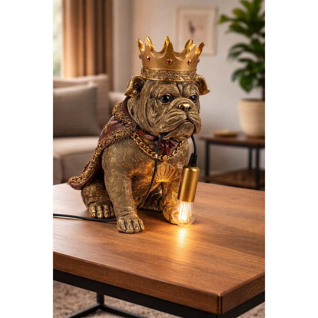 König Bulldogge – dekorative Tischlampe als Hundeskulptur aus Kunststein