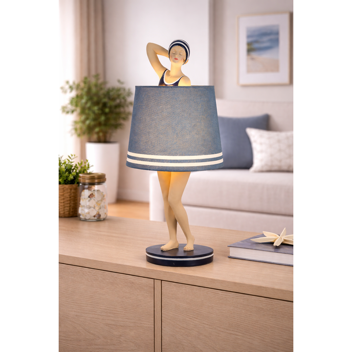 Tischlampe Badefigur – maritime Designlampe im Vintage Stil