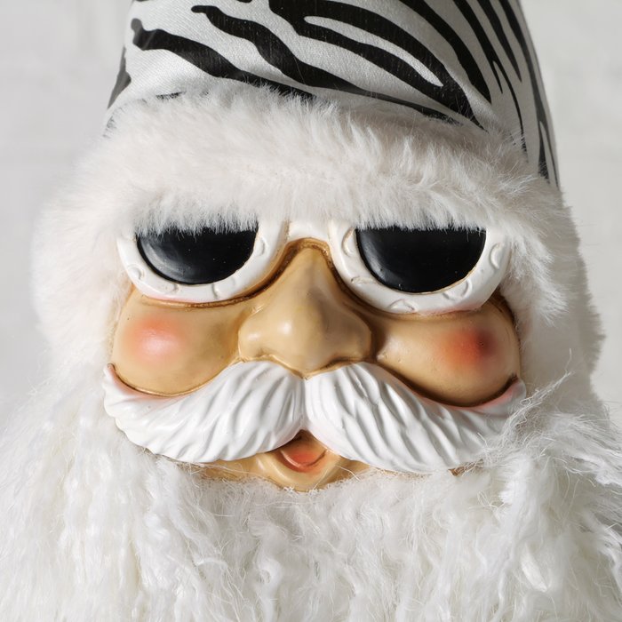 Weihnachtsfigur Santa Zebra – handgearbeiteter Weihnachtsmann in Schwarz Weiß, 100 cm