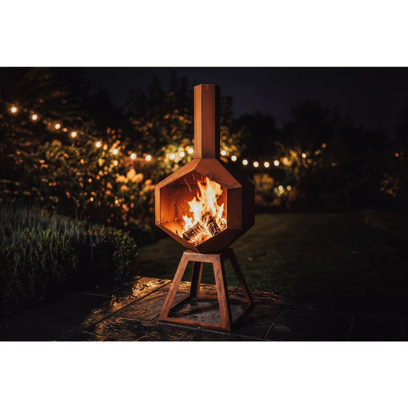 Feuerstelle Sphaera – moderne Design Feuerstelle aus Stahl für Garten und Terrasse