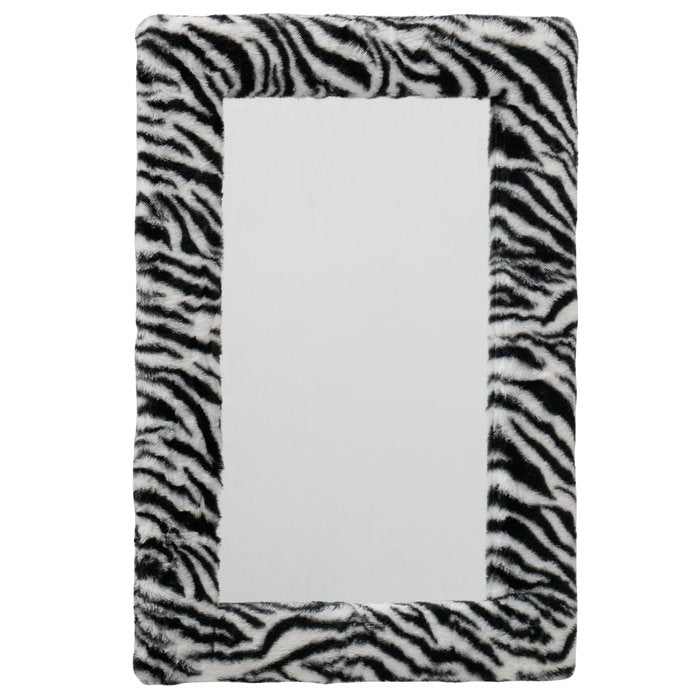 Spiegel Zebra – handgearbeiteter Wandspiegel mit Zebra Muster in Schwarz und Weiß