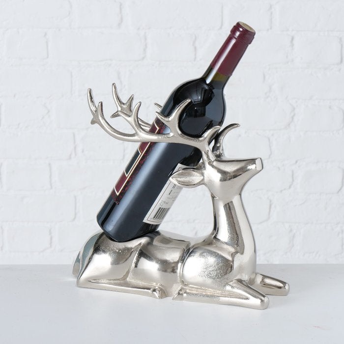 Flaschenträger Madus – dekorativer Flaschenhalter in liegender Hirschform aus Aluminium in Silber