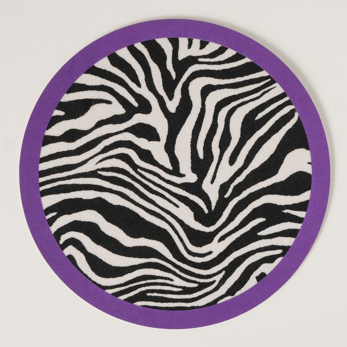 Tischset Zebra rund 38 cm mit lila Rand, modernes Platzset aus Textil