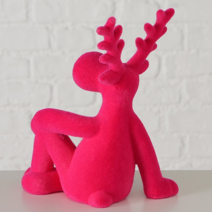 Figur Timor sitzend – moderner Deko Hirsch in Pink mit beflockter Oberfläche