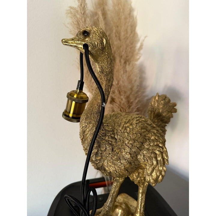 Tischlampe „Strauß“ – außergewöhnliches Design aus Kunstharz
