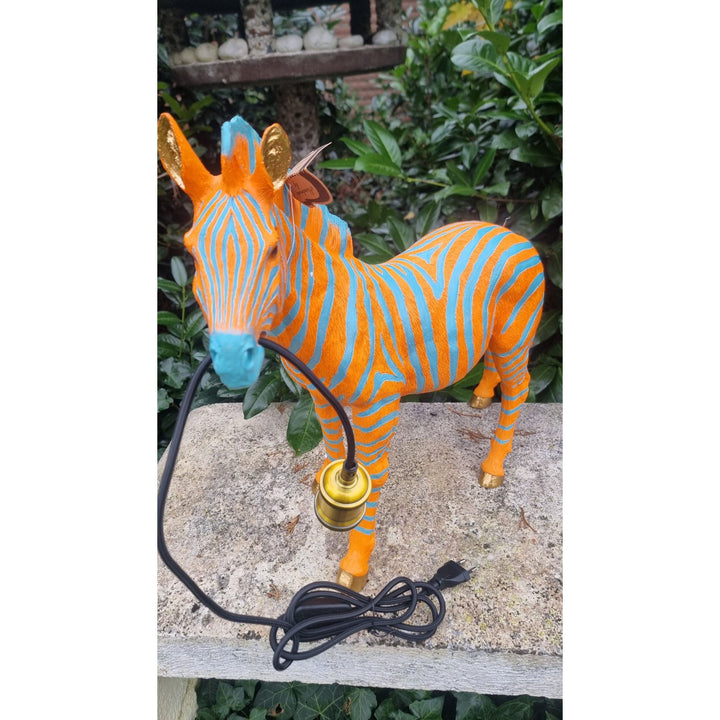 Zebra Lampe aus Kunstharz – modernes Designobjekt, 50 cm