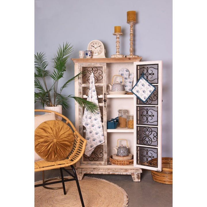 Schrank Vintage Weiß – dekorativer Aufbewahrungsschrank aus Holz und Metall im Brocante Stil
