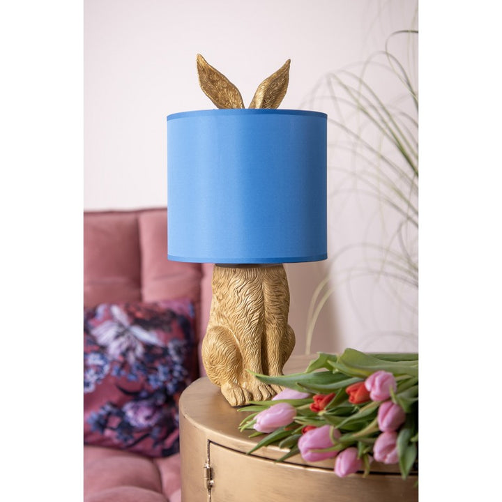 Tischlampe Kaninchen – stilvolle Designlampe aus Polyresin in Gold mit blauem Lampenschirm